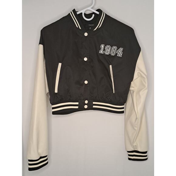 Forever 21 Juniors Varsity Jacket Size M Cream Black Schoolgirl Dark Academia - Picture 3 of 7